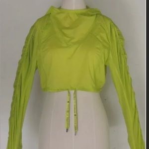 Lululemon crop windbreaker jacket